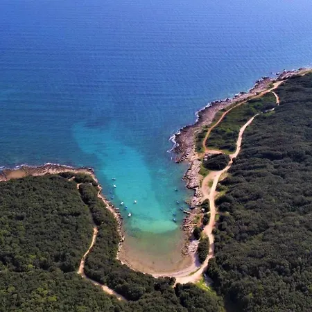 House With A Parking Space Valtura, - 22784 *