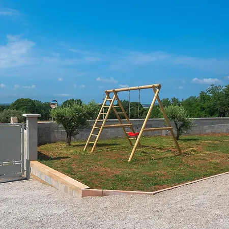 House With A Parking Space Valtura, - 22784 * Πούλα