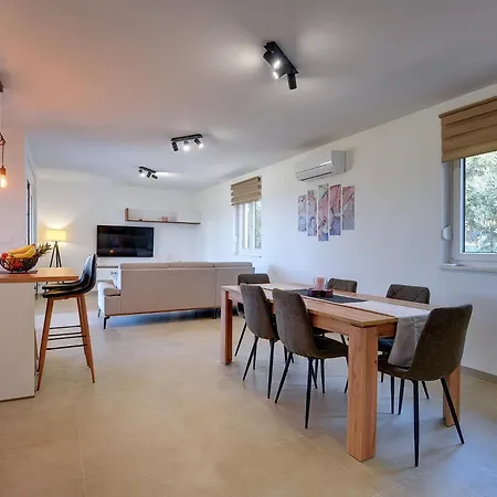 Σπίτι διακοπών House With A Parking Space Valtura, - 22784