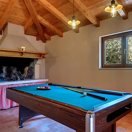 Holiday home House With A Parking Space Valtura, - 22784 Pula