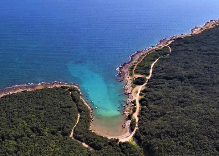 House With A Parking Space Valtura, - 22784 *